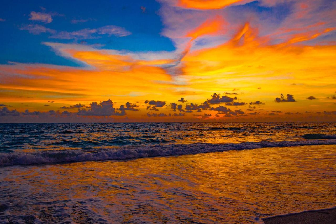 Anna Maria Island Runaway Tropical Escape ブレイデントン・ビーチ エクステリア 写真